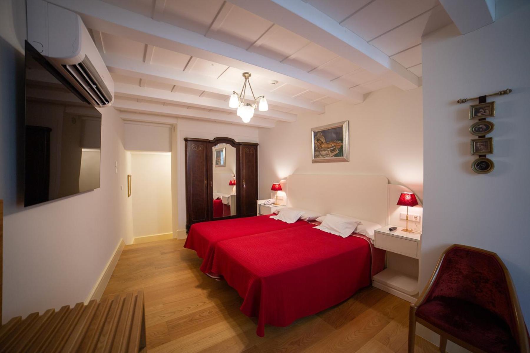 Hotel Monumento Pazo De Orban Lugo Oda fotoğraf
