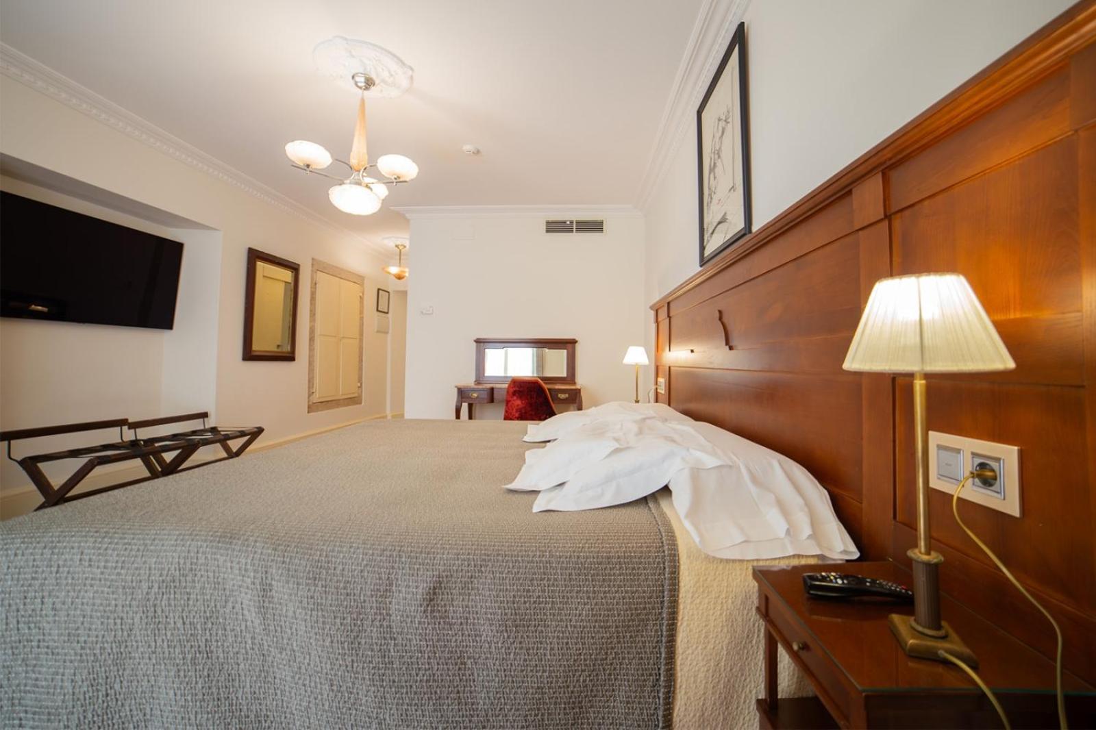 Hotel Monumento Pazo De Orban Lugo Oda fotoğraf
